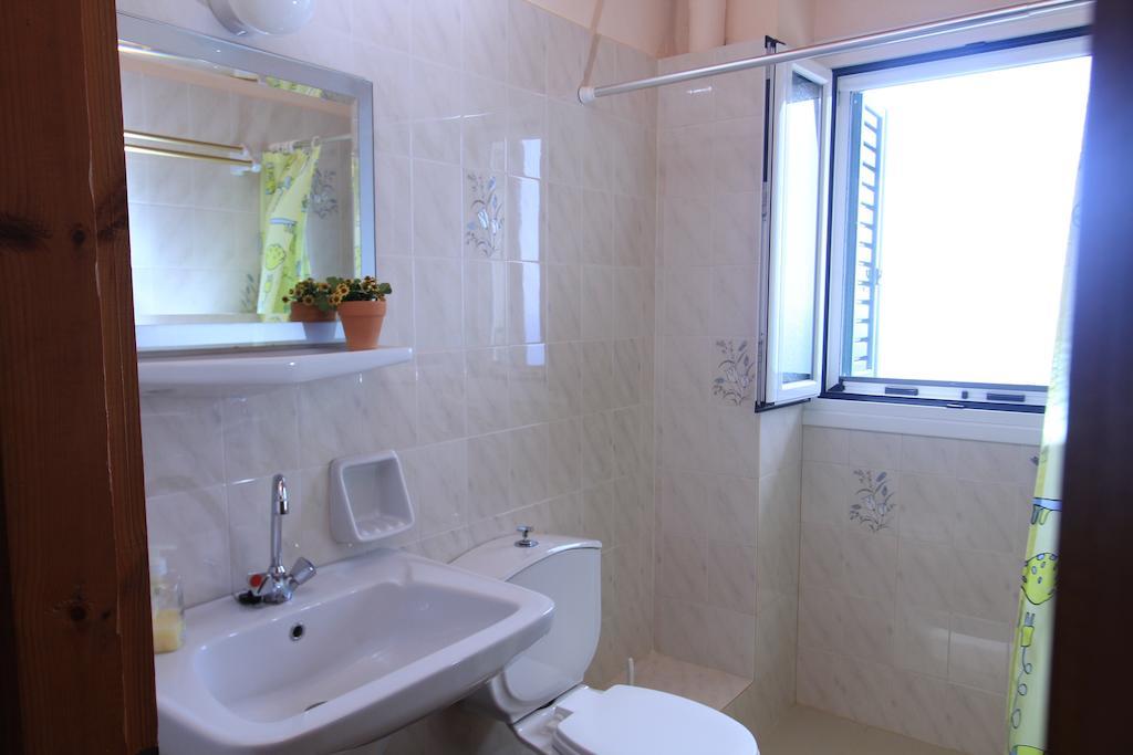 フィスカルドンHeliovasilemaアパートメント 部屋 写真
